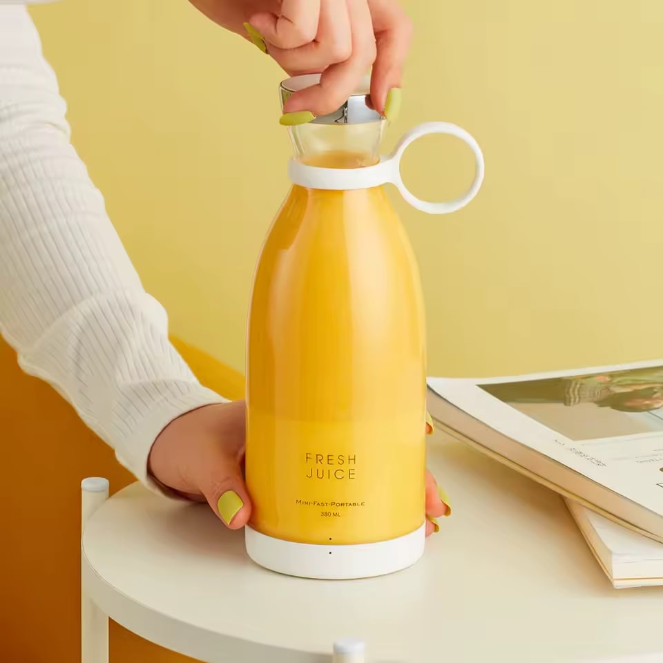 Electric Juicer Cup